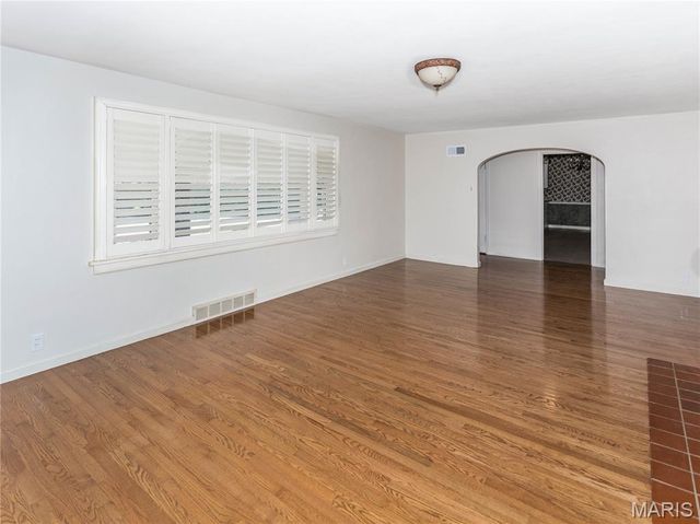 19 Pine Lake Drive, Collinsville, IL 62234