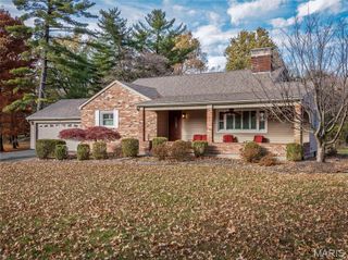 19 Pine Lake Drive, Collinsville, IL 62234