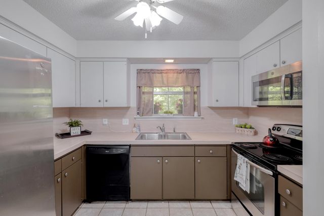 7400 Ophelia DR, Austin, TX 78752