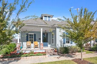 1213 Haymarket St, Zachary, LA 70791