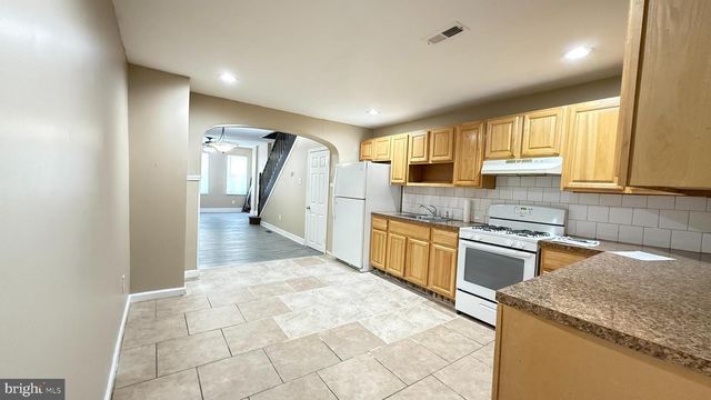 406 CHERRY ST, Camden, NJ 08103
