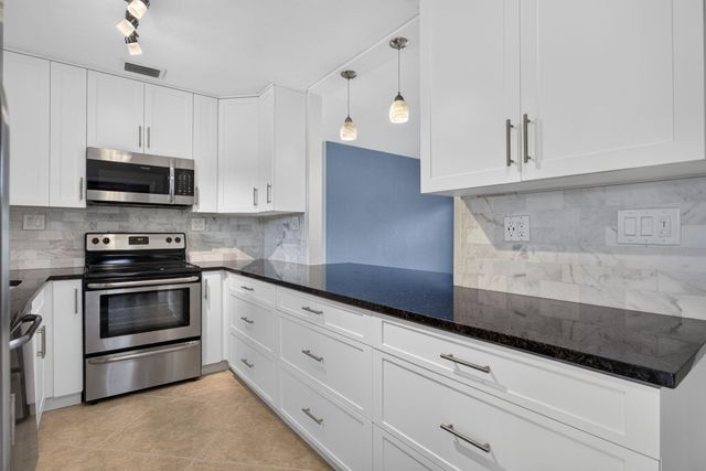 1240 SW 3RD Terrace, Pompano Beach, FL 33060