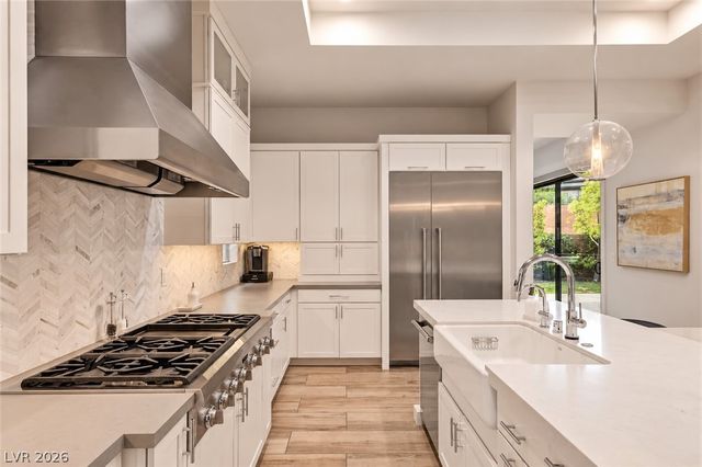 1 Moonfire Drive, Las Vegas, NV 89135