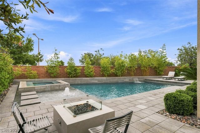 1 Moonfire Drive, Las Vegas, NV 89135