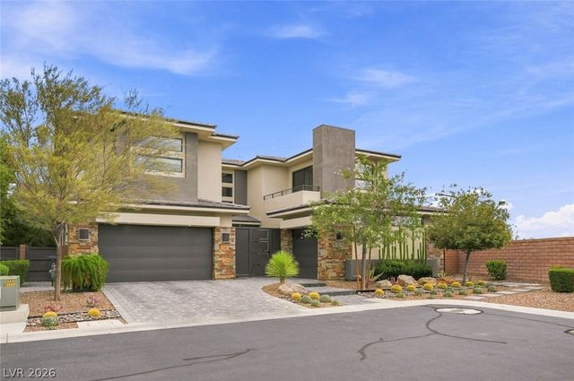 1 Moonfire Drive, Las Vegas, NV 89135