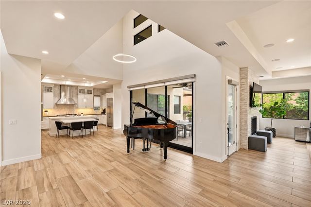 1 Moonfire Drive, Las Vegas, NV 89135