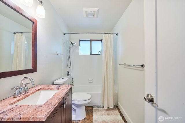 15028 245th Avenue SE, Issaquah, WA 98027
