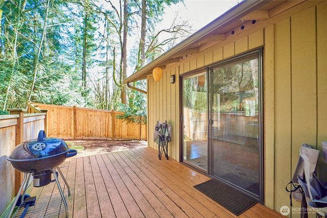 15028 245th Avenue SE, Issaquah, WA 98027