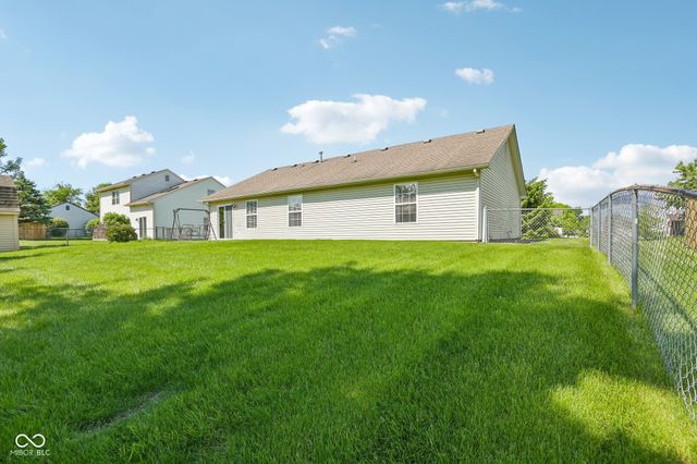 951 Tulip Way, Fortville, IN 46040