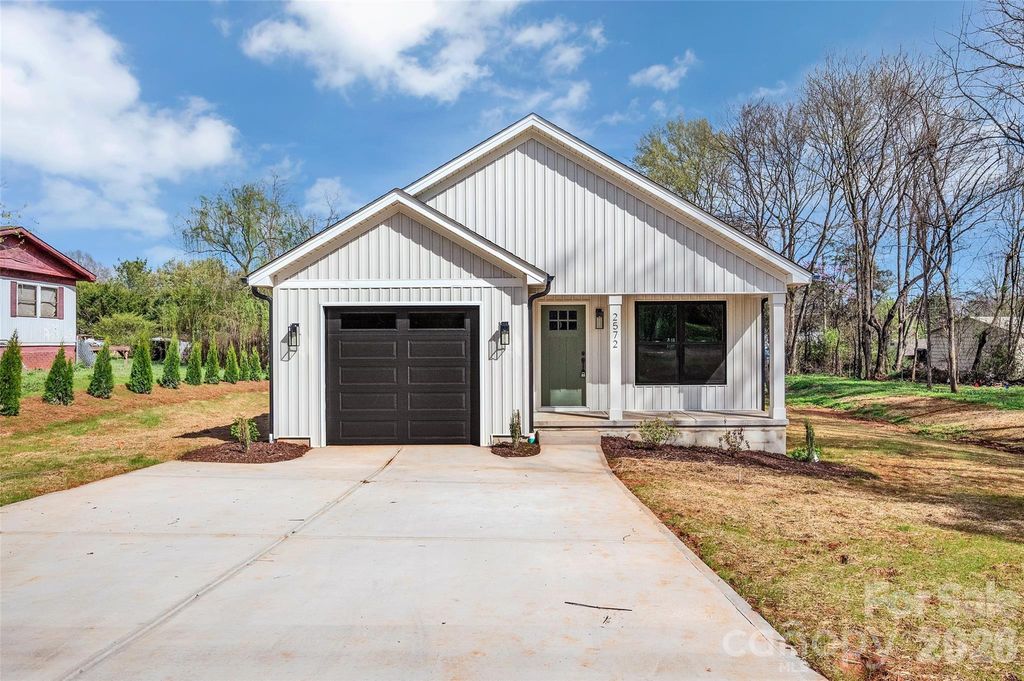 2572 Teague Street 28, Lincolnton, NC 28092