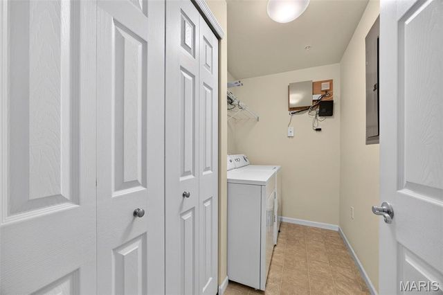 6 Monarch Trace Court 103, Chesterfield, MO 63017