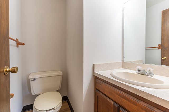 4 Saint Marc Circle G, South Windsor, CT 06074