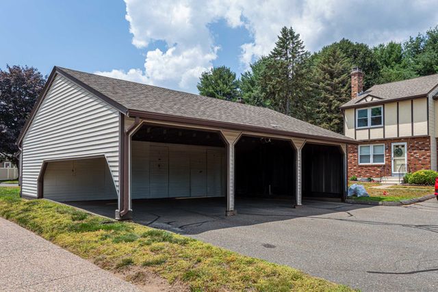 4 Saint Marc Circle G, South Windsor, CT 06074