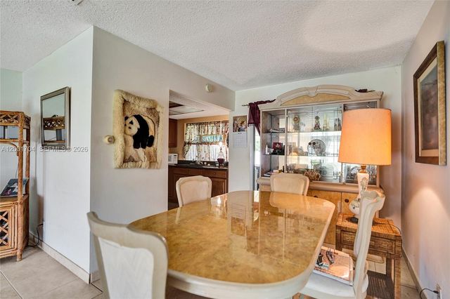 5712 NW 66th Ave, Tamarac, FL 33321