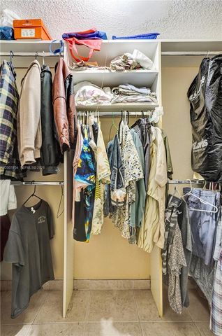 5712 NW 66th Ave, Tamarac, FL 33321