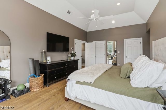 15 Chapel Pl, Wayne Twp., NJ 07470