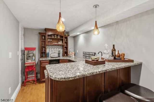 15 Chapel Pl, Wayne Twp., NJ 07470