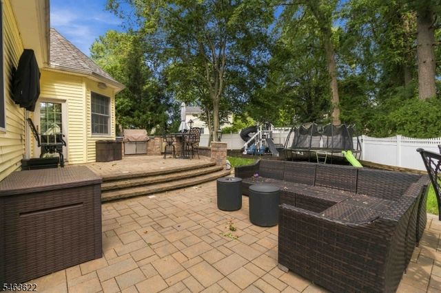 15 Chapel Pl, Wayne Twp., NJ 07470