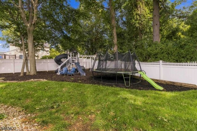 15 Chapel Pl, Wayne Twp., NJ 07470