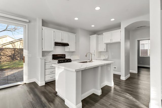 1556 Union square Rd, West Sacramento, CA 95691