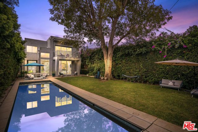 3728 S Barrington Avenue, Los Angeles, CA 90066