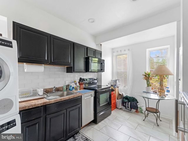 1533 W COURTLAND ST, Philadelphia, PA 19140