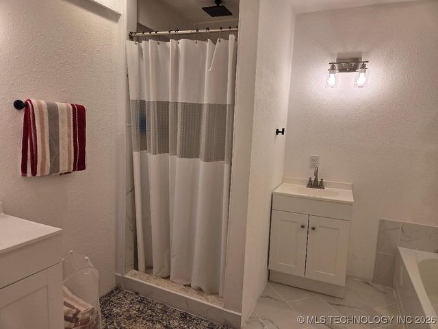 802 W Adams Avenue, Mcalester, OK 74501