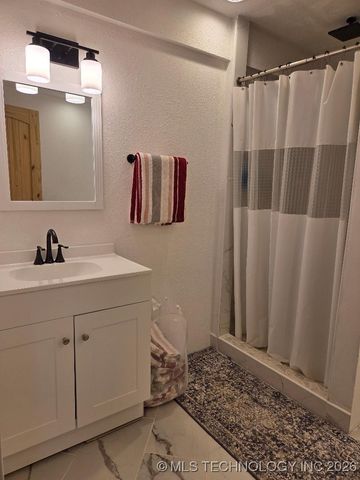 802 W Adams Avenue, Mcalester, OK 74501