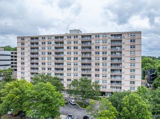 3415 West End Ave Apt 310, Nashville, TN 37203