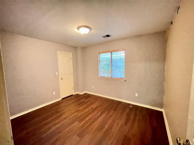 3226 Raging River DR, Austin, TX 78728