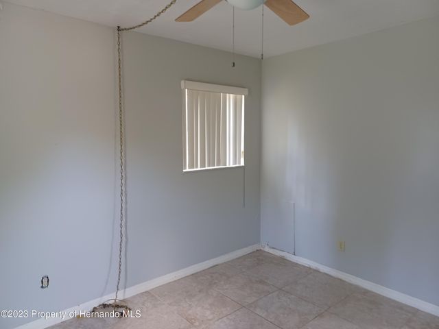 595 Swallow Lane, Spring Hill, FL 34606