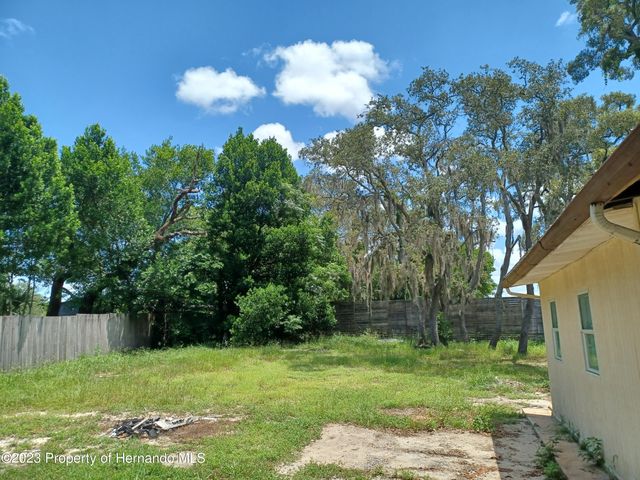 595 Swallow Lane, Spring Hill, FL 34606