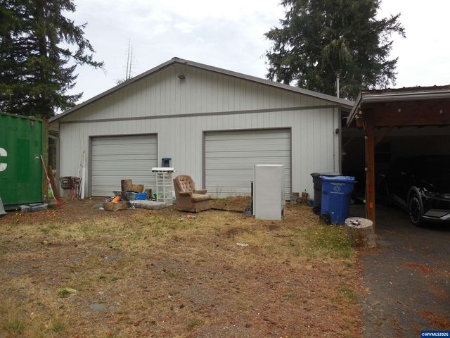 341 Locust St, Lyons, OR 97360