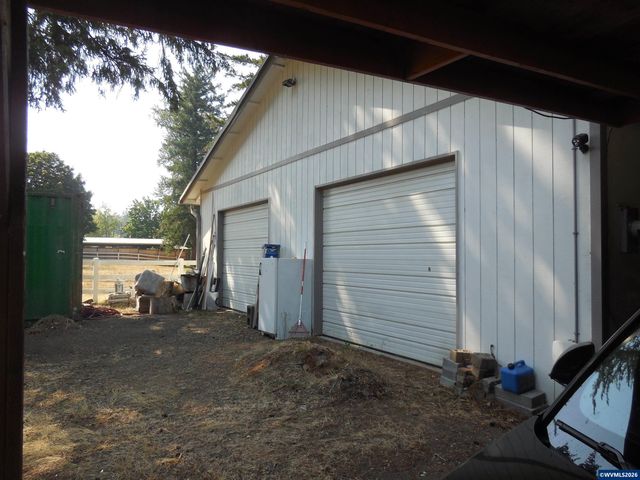 341 Locust St, Lyons, OR 97360