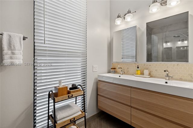 3143 Virginia St 3, Coconut Grove, FL 33133