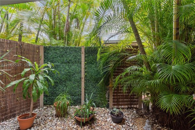 3143 Virginia St 3, Coconut Grove, FL 33133