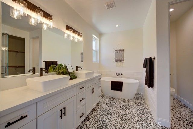 1607 Tuscan Way, Santa Maria, CA 93455