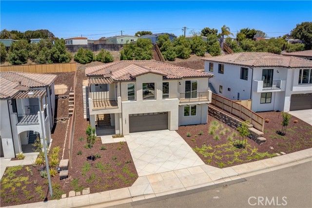 1607 Tuscan Way, Santa Maria, CA 93455