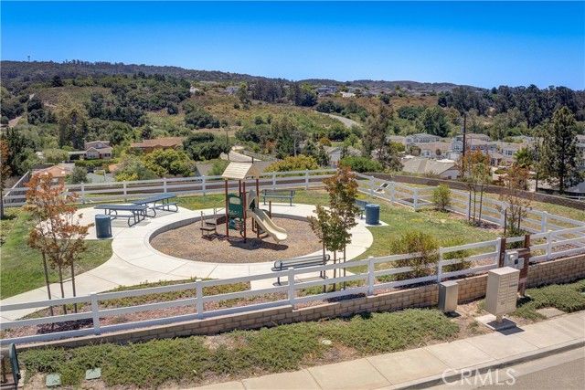 1607 Tuscan Way, Santa Maria, CA 93455