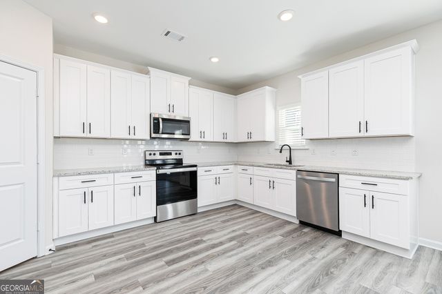 334 Bluegill Drive, Jefferson, GA 30549