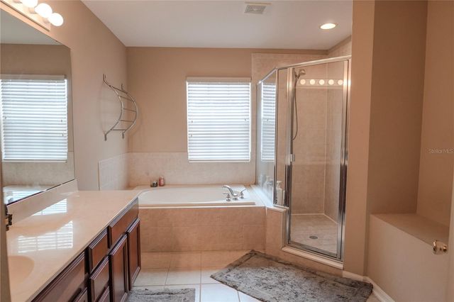 8435 PORT LANCASHIRE DRIVE, Orlando, FL 32829