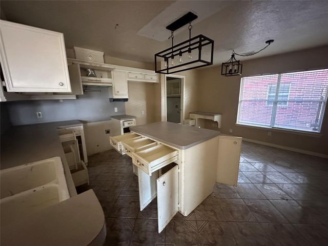 1310 Village Court Boulevard, Rosenberg, TX 77471