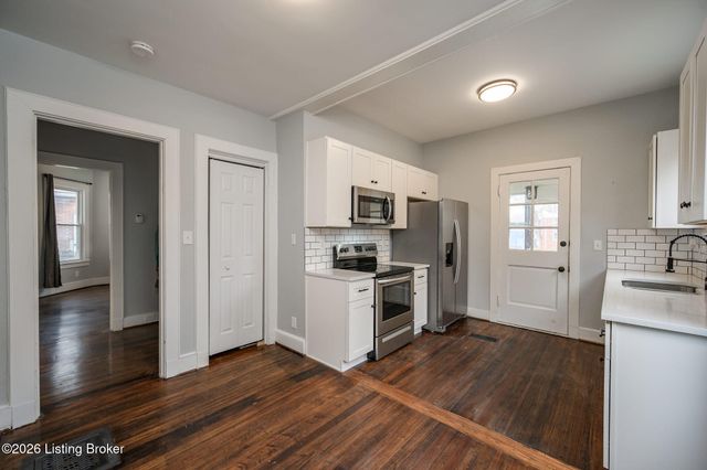 4630 S 3rd St, Louisville, KY 40214