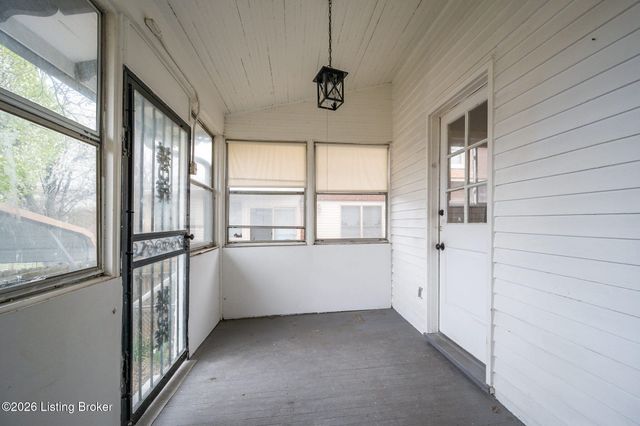 4630 S 3rd St, Louisville, KY 40214