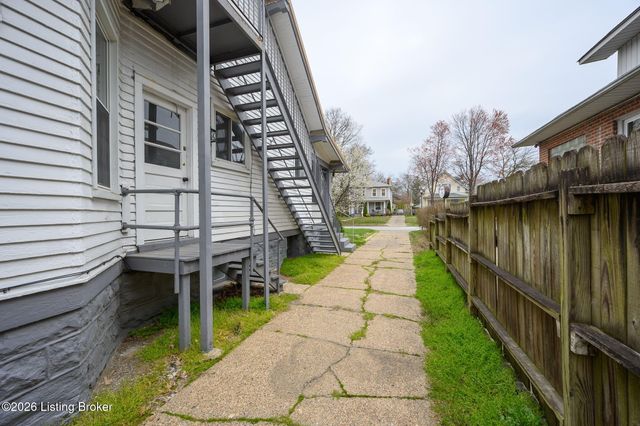 4630 S 3rd St, Louisville, KY 40214