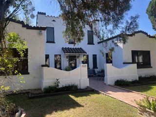 2152 SW 10, Miami, FL 33135