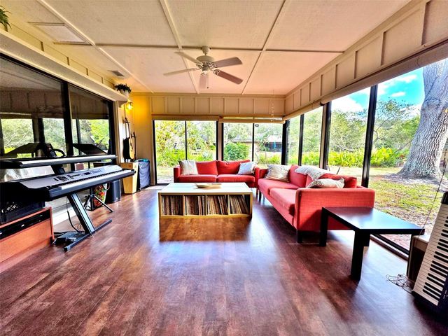 1407 WILLOW OAK CIRCLE, Bradenton, FL 34209