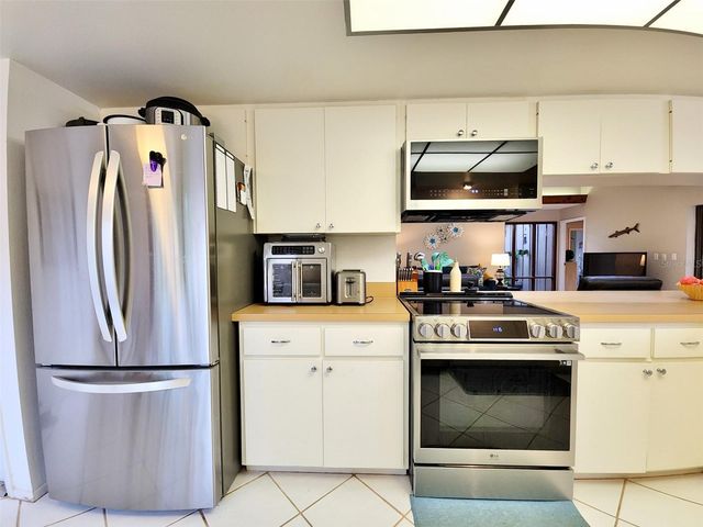 1407 WILLOW OAK CIRCLE, Bradenton, FL 34209