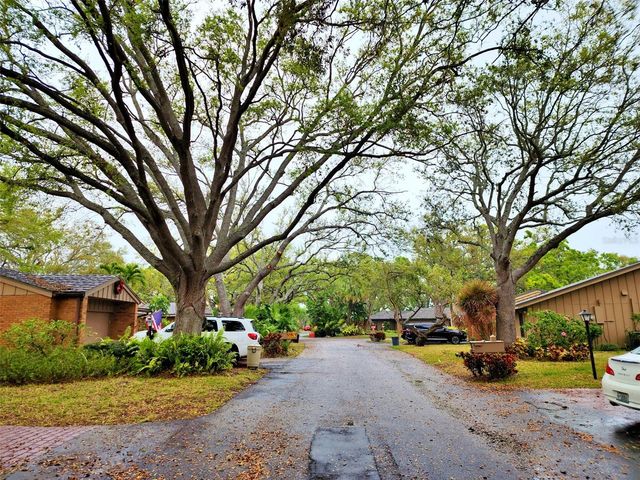 1407 WILLOW OAK CIRCLE, Bradenton, FL 34209