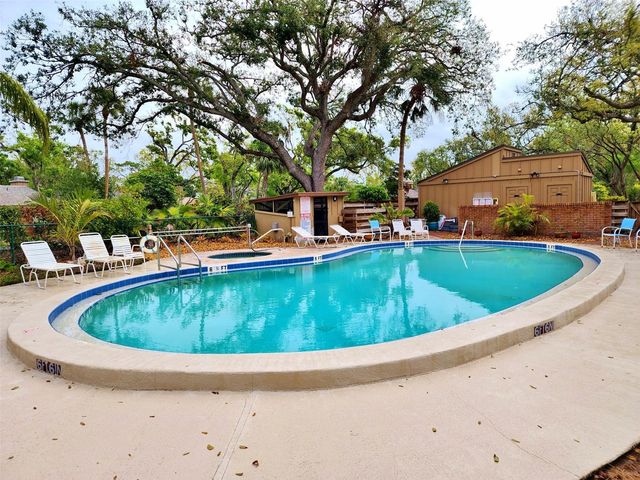 1407 WILLOW OAK CIRCLE, Bradenton, FL 34209